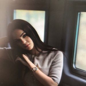 Meet your Posher, Virgil